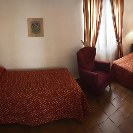 Olivos Hotel 3*