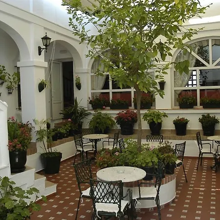 Olivos Hotel 3*