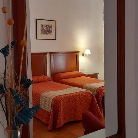 Olivos Hotel 3*