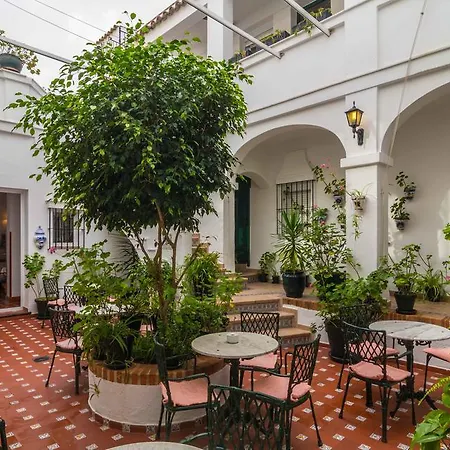 Hotel Olivos
